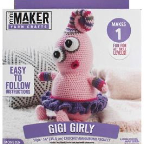 Leisure Arts Mini Maker Amigurumi Gigi Girly - Crochet Kit - Picture 1 of 2
